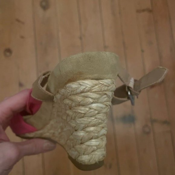 Aerosoles Pink Wedge Espadrille Sandal - Women's size 9.5 - Like New - Picture 4 of 4